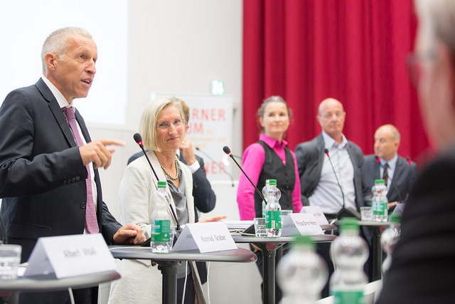 öffentliches Podium mit ausgewählten KandidatInnen für die National- und Ständeratswahlen